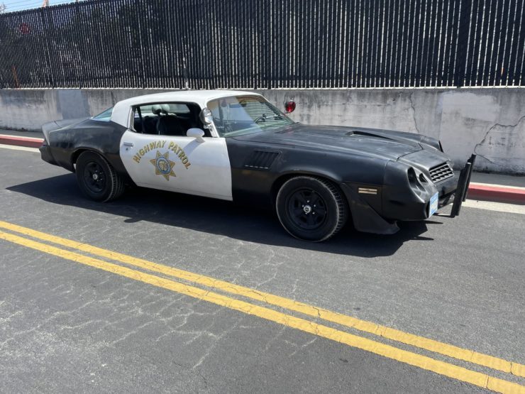 california-highway-patrol-chevrolet-camaro-from-the-junkman-12-740x555-1