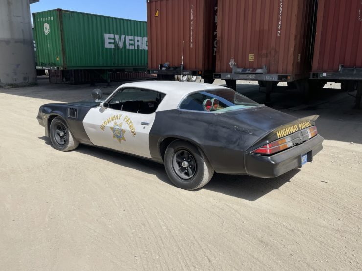 california-highway-patrol-chevrolet-camaro-from-the-junkman-16-740x555-1